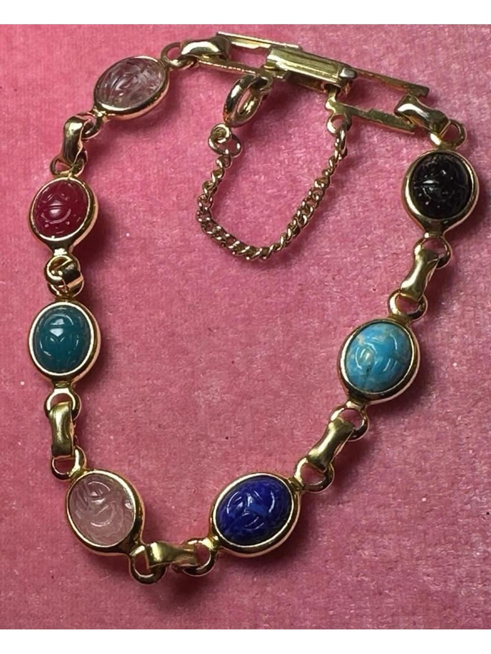 Bracelet vintage Egyptian Revival small Scarab yellow gold plated 7” EUC marked